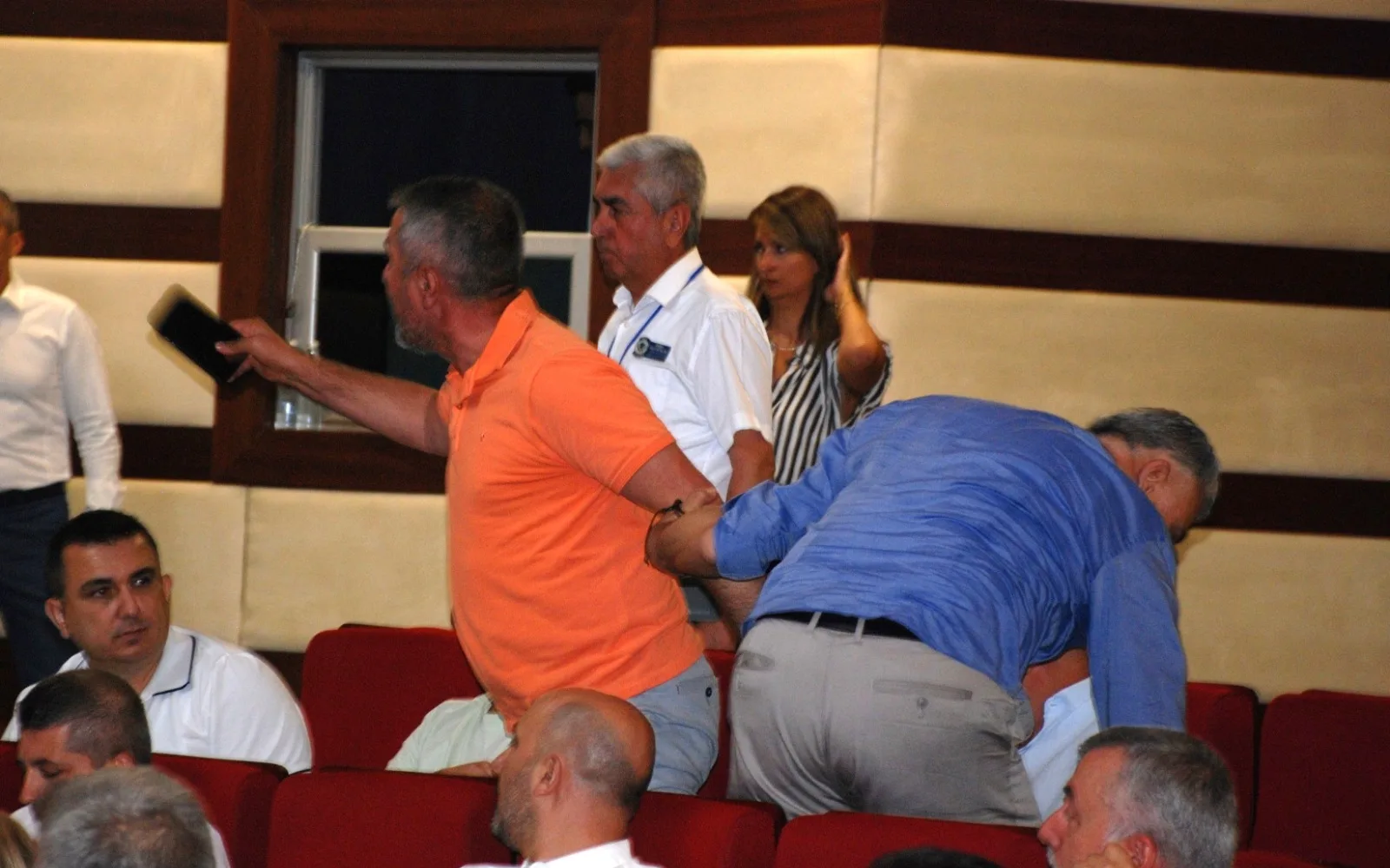 “HADSİZ VE DENSİZ”