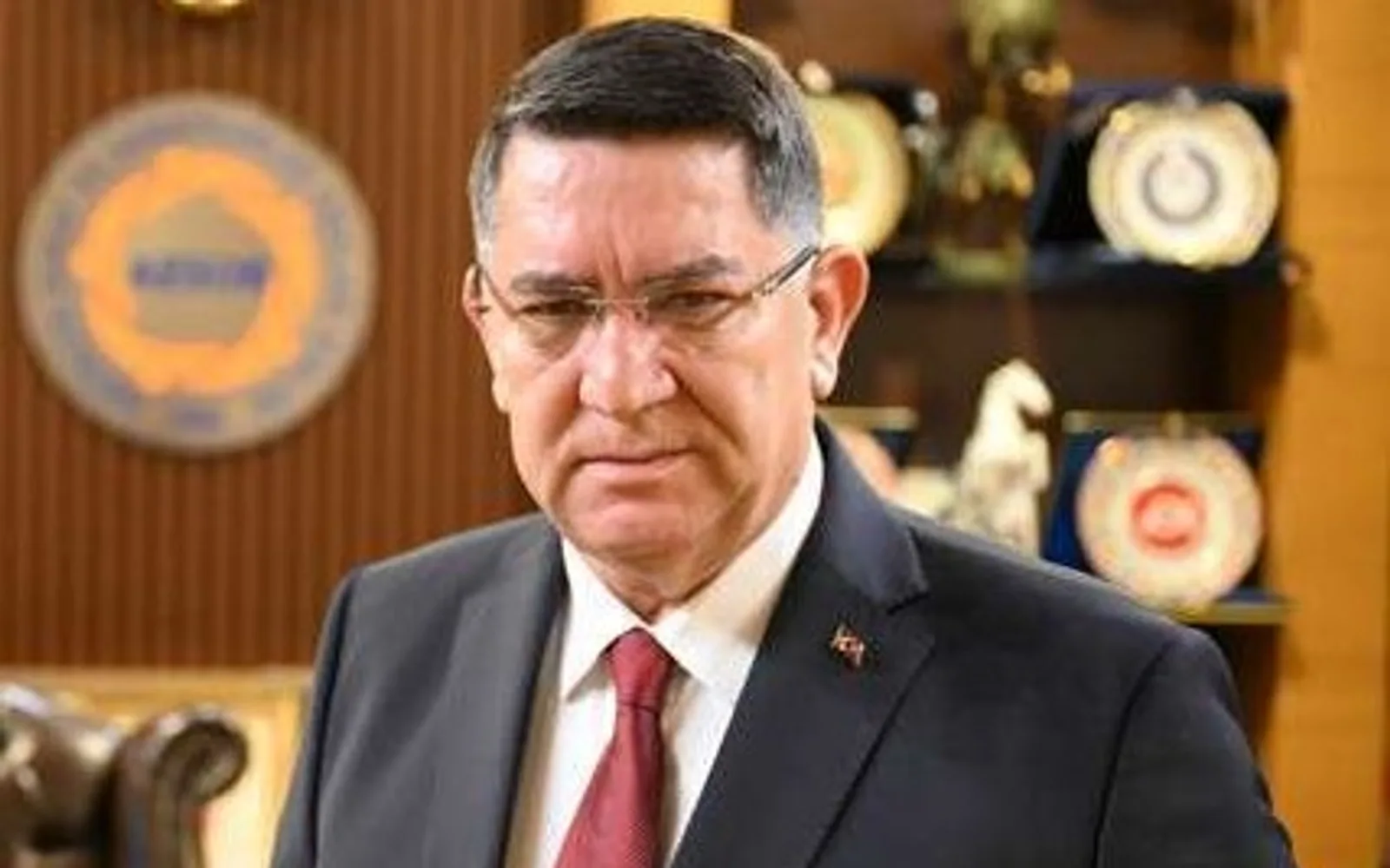 DERE’YE AKARYAKIT İSTASYONU MARKETLERİ TEPKİSİ