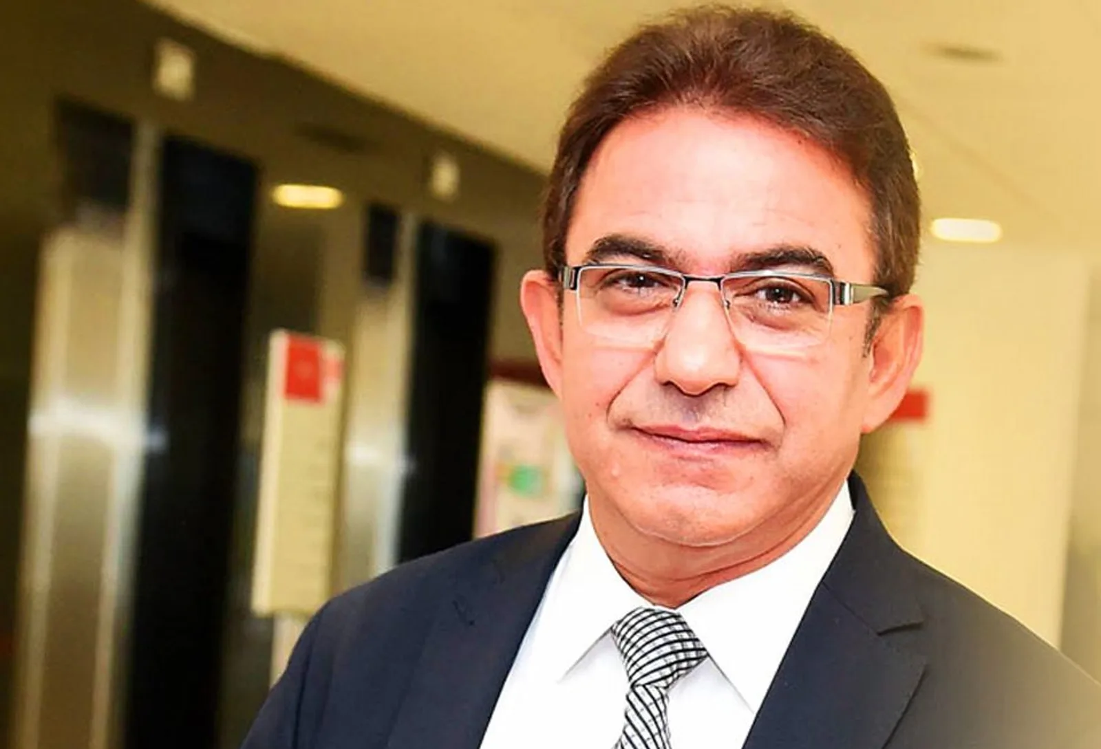 ÇETİN OSMAN BUDAK ATSO'DA RENK VERMİYOR AMA KIRMIZI'YA KARŞI